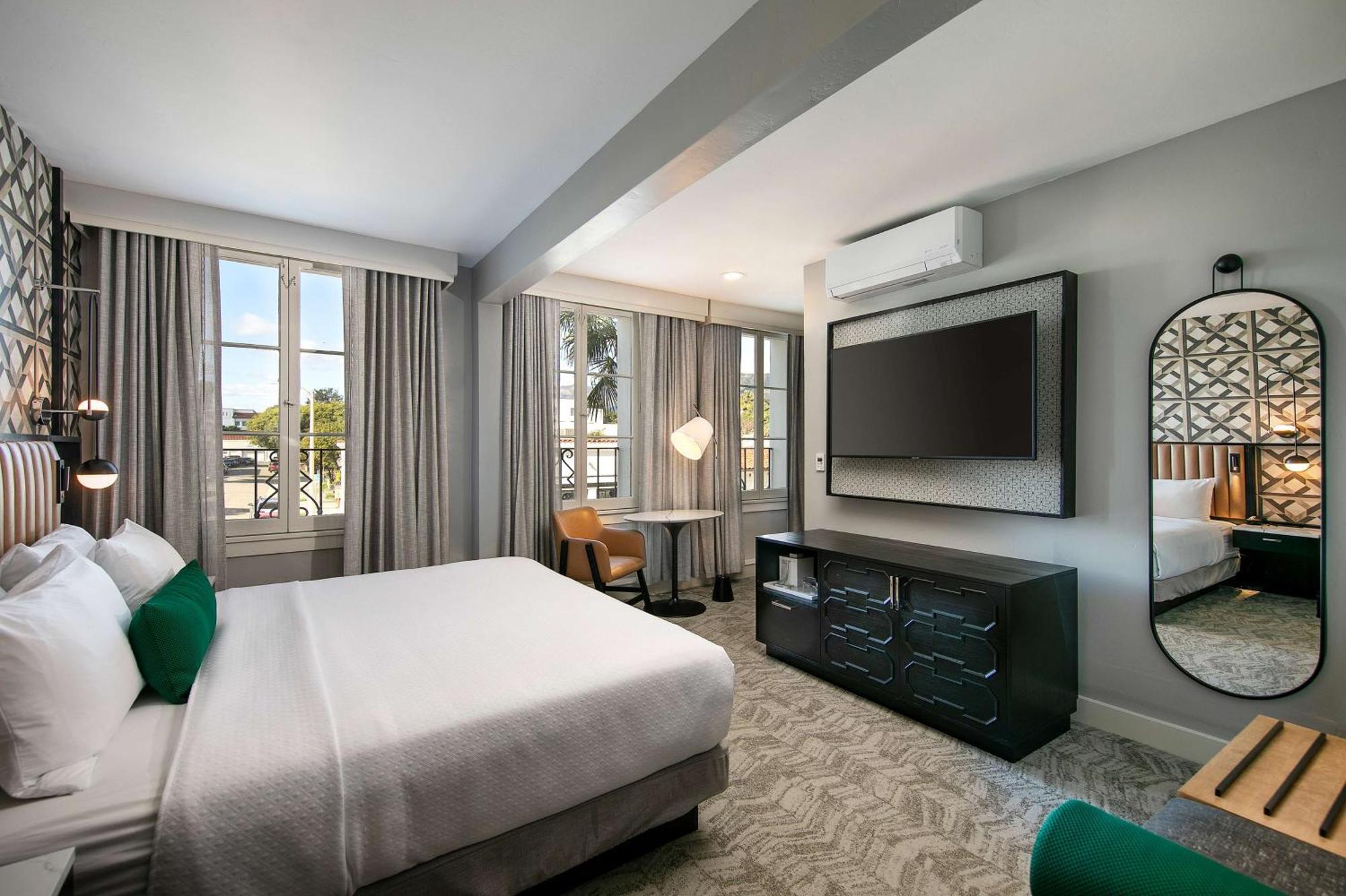 Hotel Virginia Santa Barbara, Tapestry Collection By Hilton Exteriér fotografie
