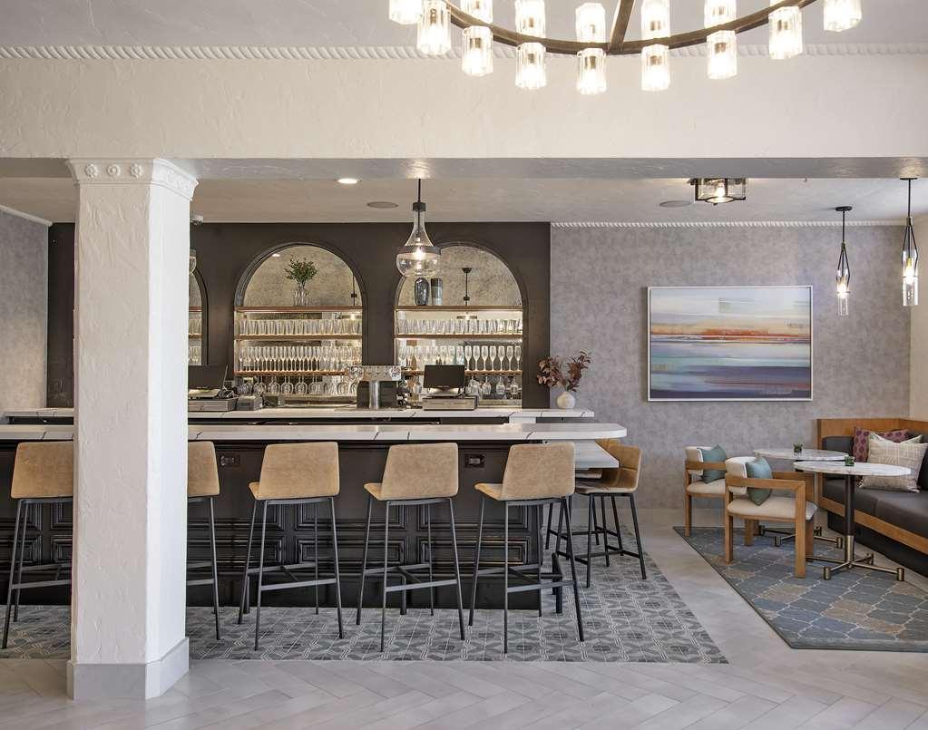 Hotel Virginia Santa Barbara, Tapestry Collection By Hilton Restaurace fotografie